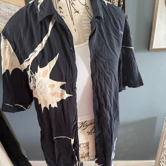 AllSaints Mens Unisex Mokapu Short Sleeved Shirt - Picture 2 of 2